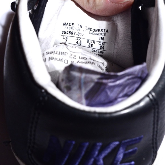 Nike high top patterned leather sneakers - Picture 5 of 5